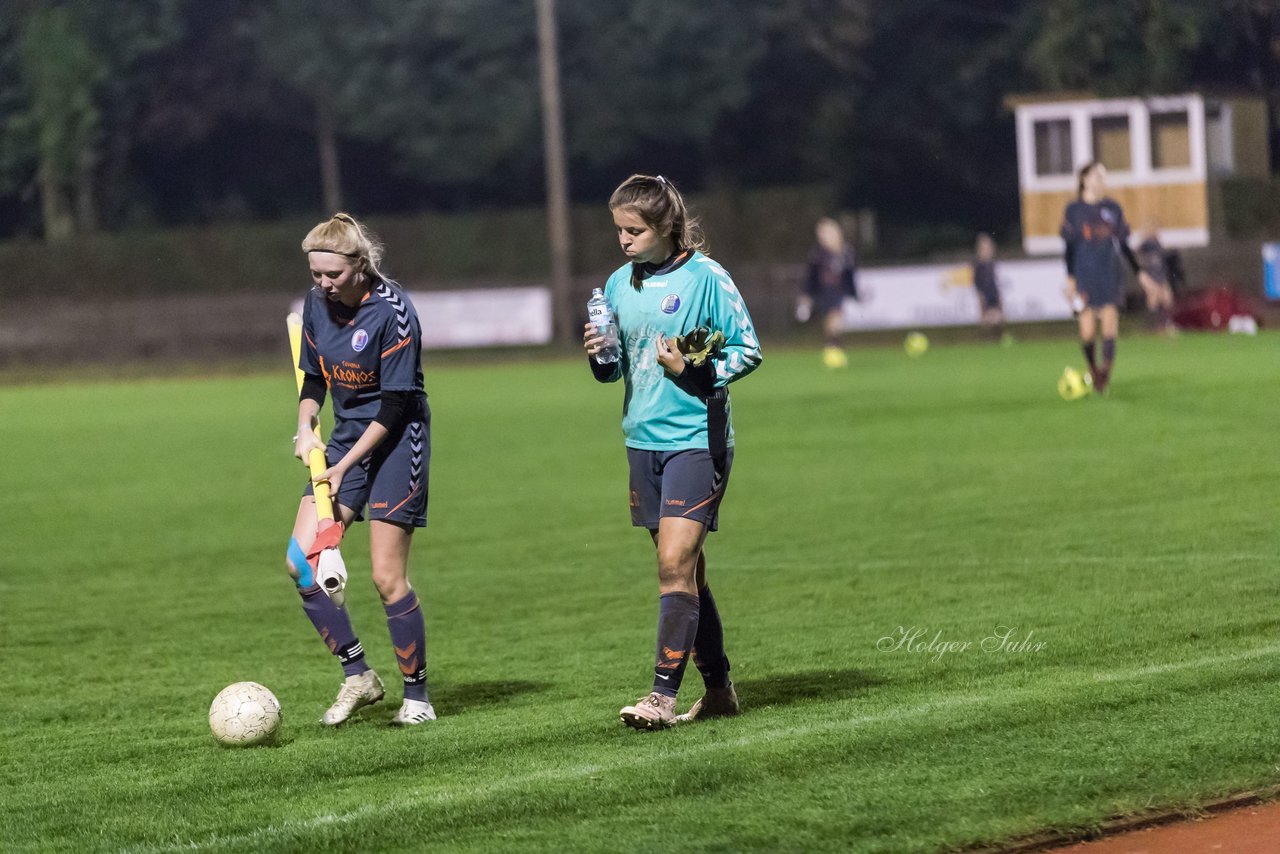 Bild 61 - B-Juniorinnen VfL Pinneberg - Eimsbuettler TV : Ergebnis: 1:0